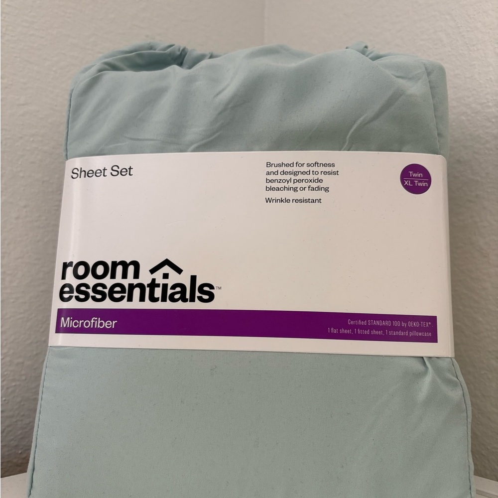 Room Essentials Microfiber Sheet Set - Light Blue